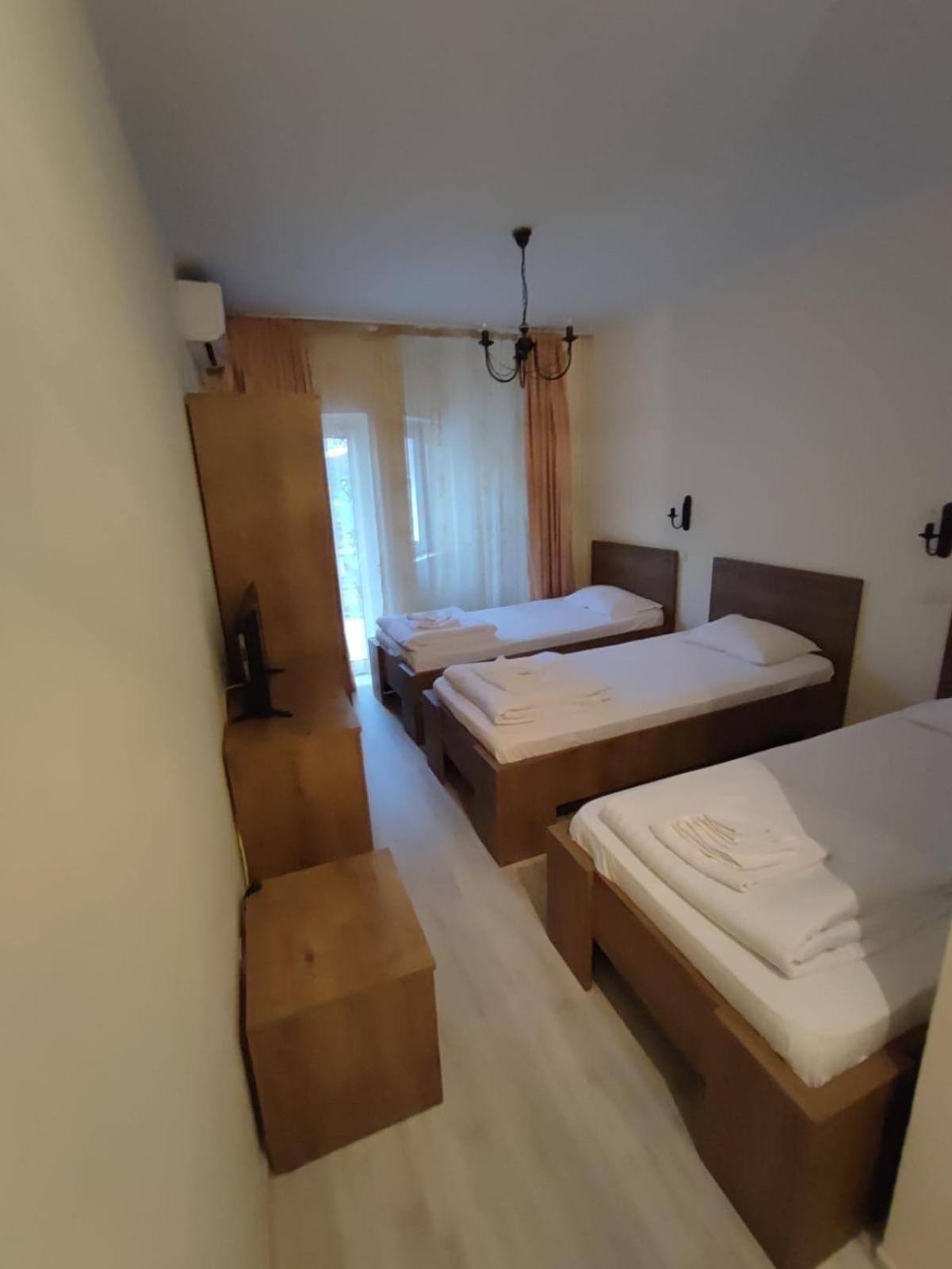 Pensiunea Paradis Байле Херкулане Екстериор снимка
